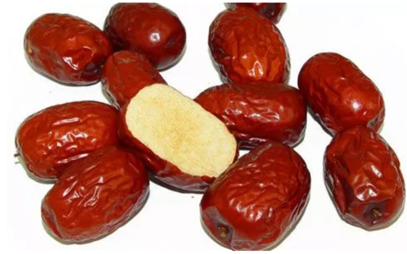 紅棗和它一起泡，每天一杯，濕氣消，臉色更紅潤！